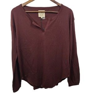 NWT Chaser Red Pullover V Neck Blouse Womems Medium
